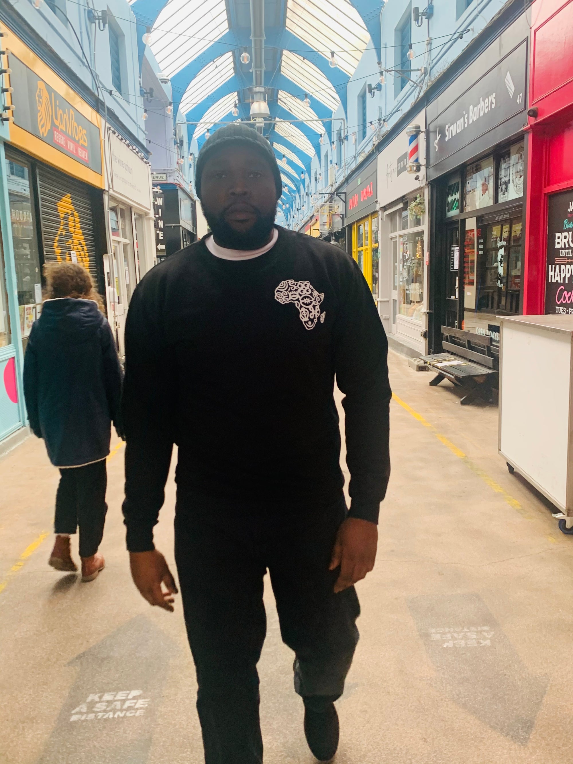 Adult Unisex Black Africa Graphic Sweatshirt – Gold Continent Design